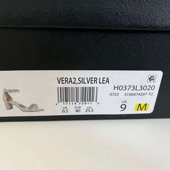 NWOB Naturalizer Sandals/Evening/Bridal Shoes Sz 9 Silver - Picture 8 of 10